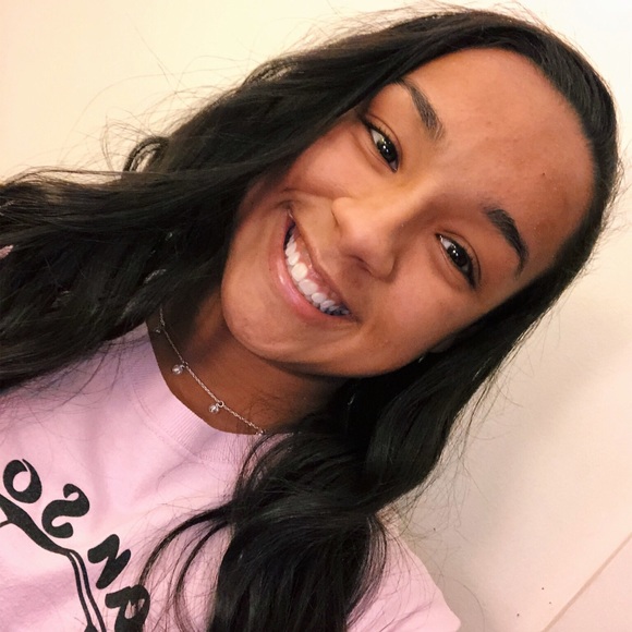 Meet your Posher, Leah - Picture 1 of 1